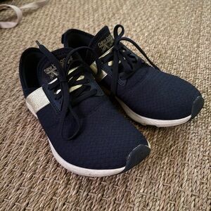 New Balance Navy Sneakers with Cream Highlights